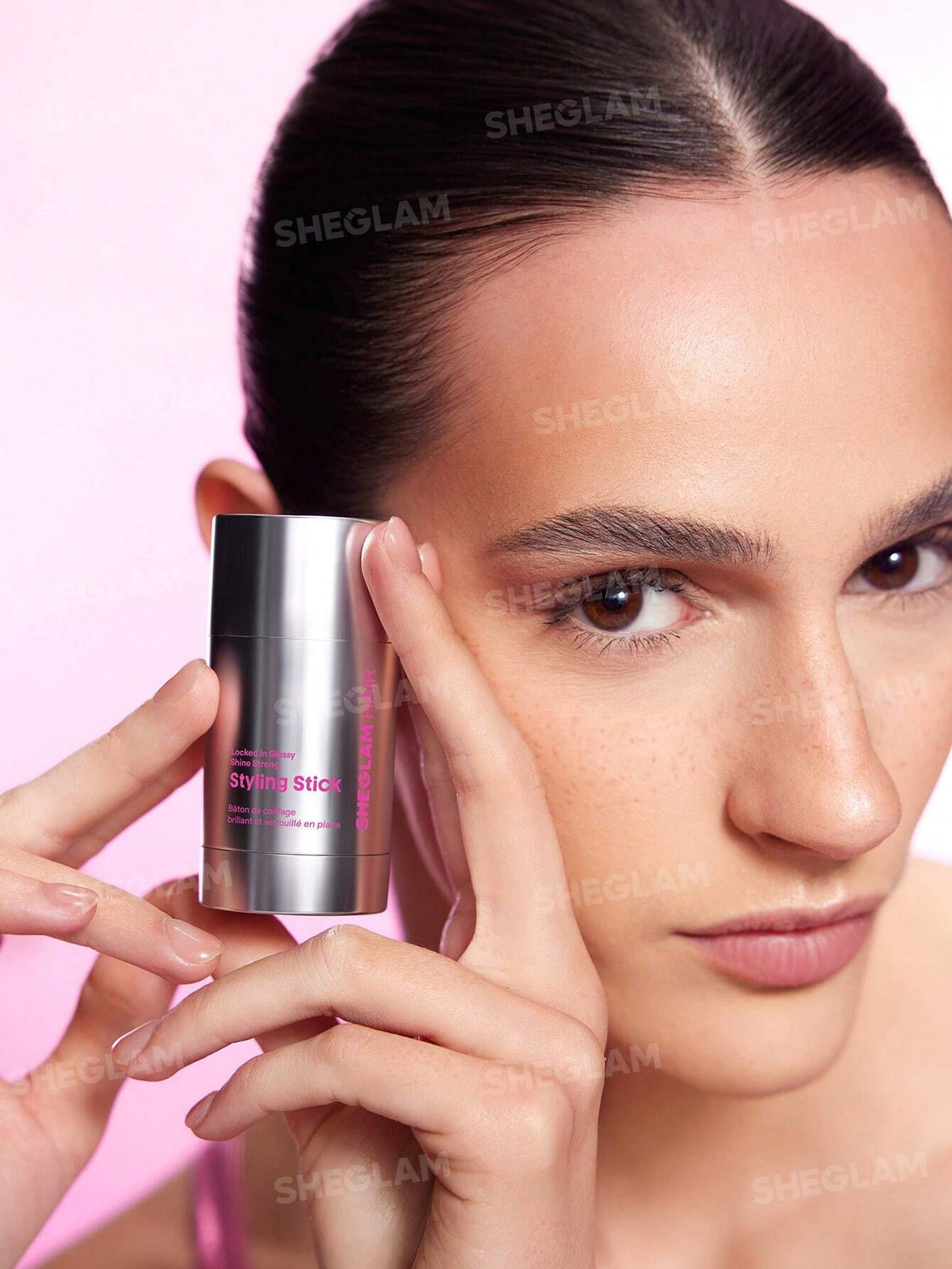 SHEGLAM HAIR Locked in Bâtonnet coiffant brillant et fort - 30 g, cire lissante pour cheveux