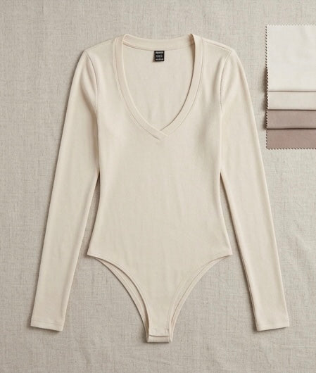 Ensemble de body en tricot uni, manches longues épousant la forme, col en forme de cœur pour femmes