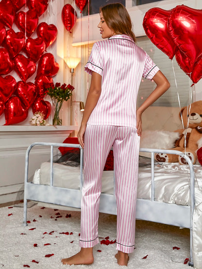 LuxeNights Conjunto de pijama de satén con estampado de rayas y ribete de contraste