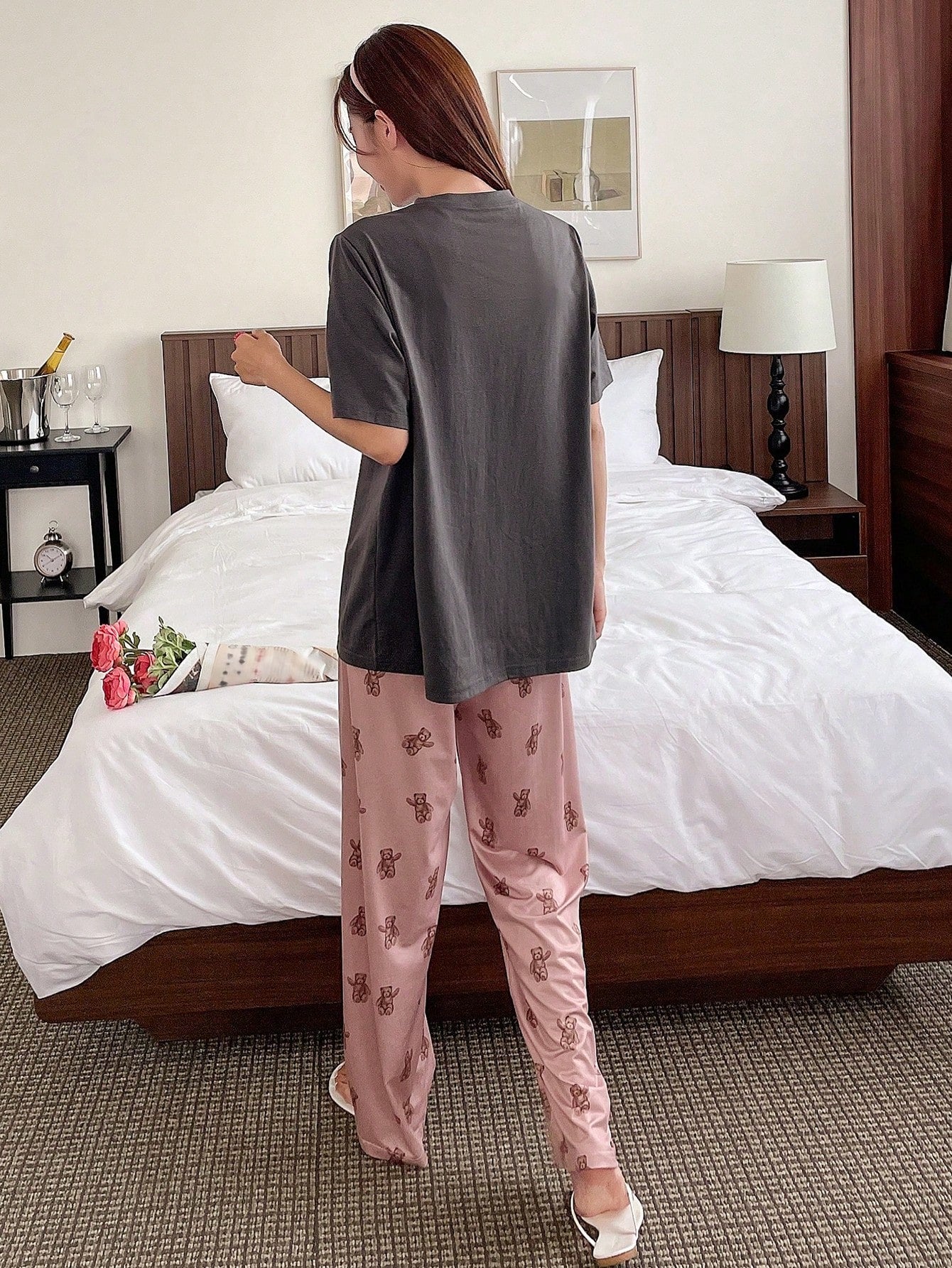 DAZY Conjunto de pijama de camiseta y pantalones con estampado de oso para verano