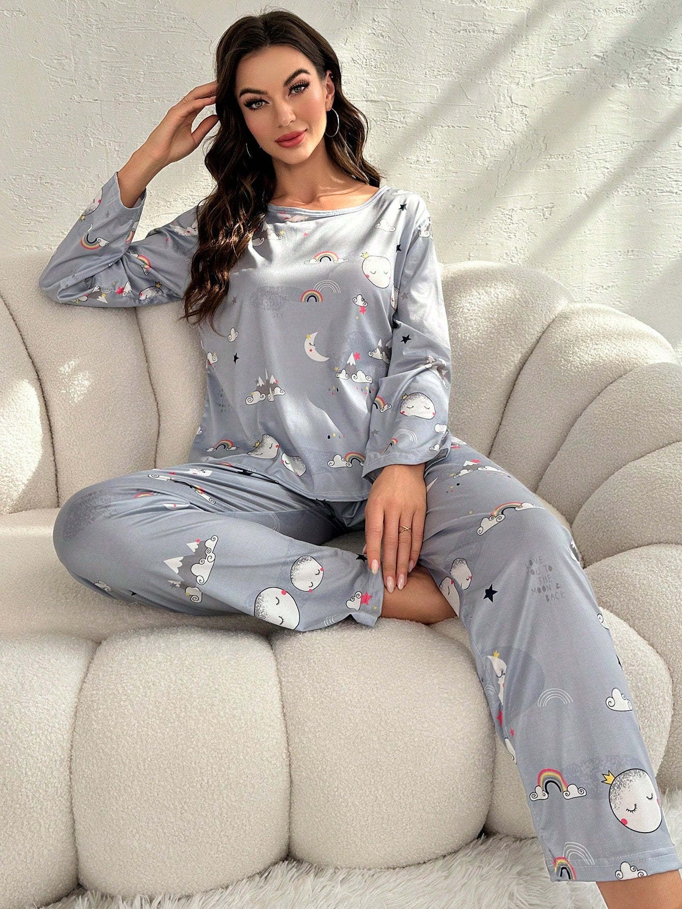 Conjunto de pijama con gráfico de luna y arcoíris de dibujos animados