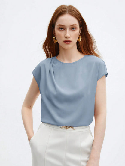 BizChic Nouvelle blouse à col rond plissé à l'épaule, bleue