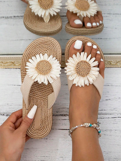 Chaussures de mode pour femmes Sandales plates tissées d'été kaki Sandales de plage décontractées pour femmes Tongs bas de chaussons