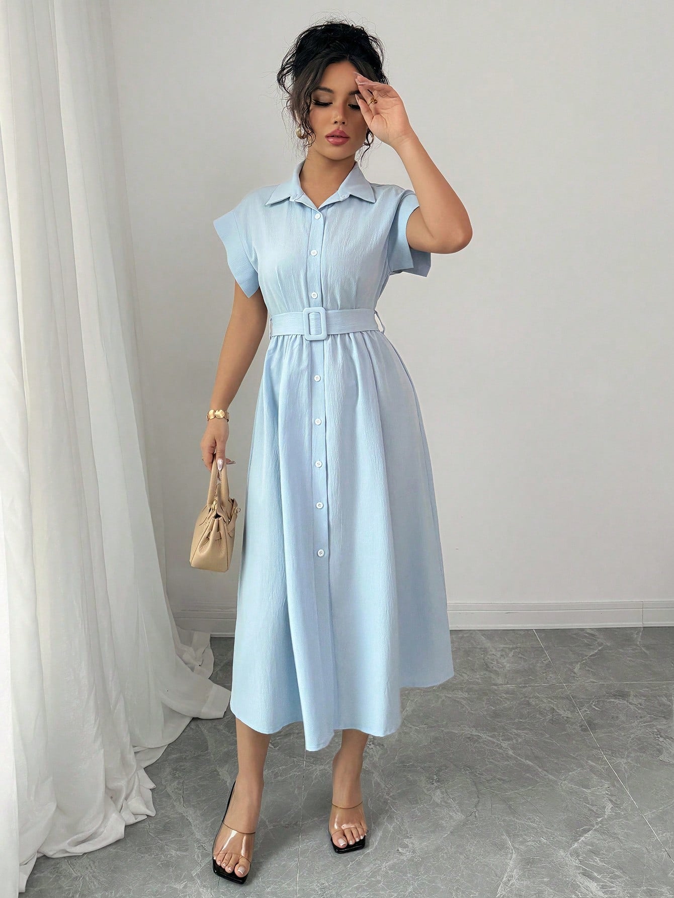 Rafferiza Robe midi de vacances bleu clair avec col, printemps/été