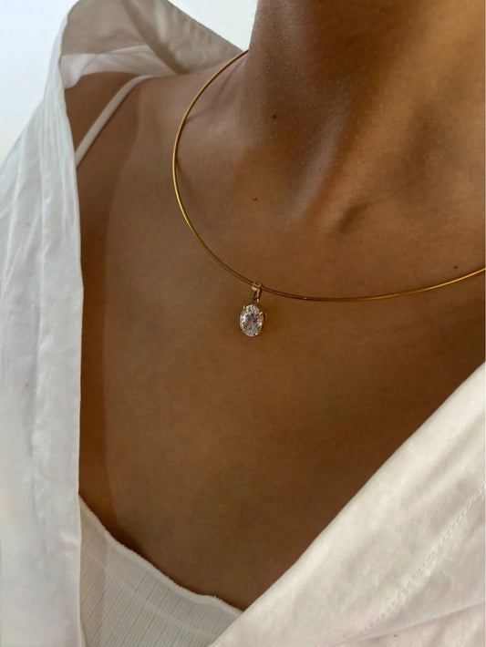 1 pièce Collier pendentif en acier inoxydable et zircone étincelant avec un toucher de luxe pour femmes