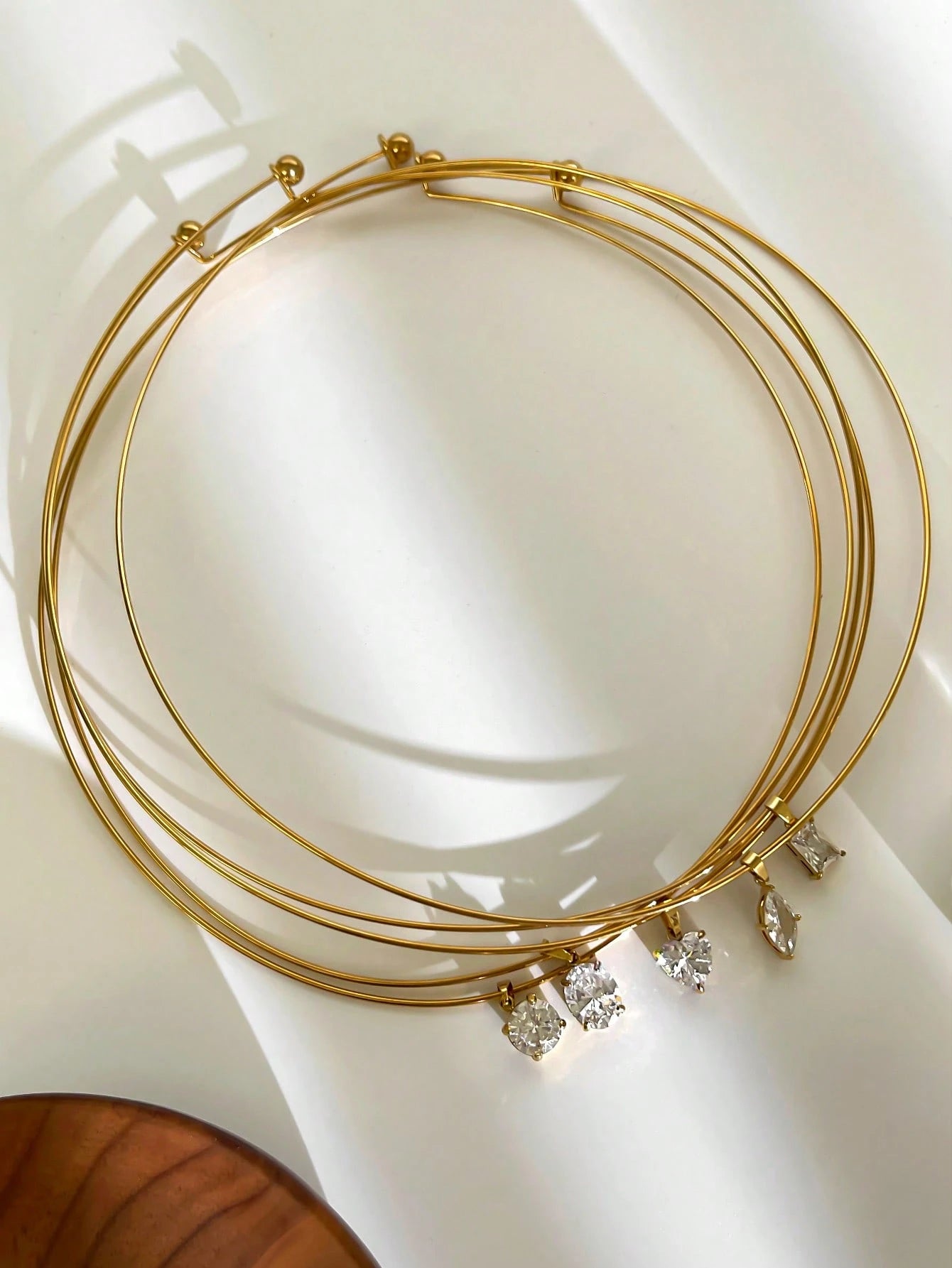 1 pièce Collier pendentif en acier inoxydable et zircone étincelant avec un toucher de luxe pour femmes