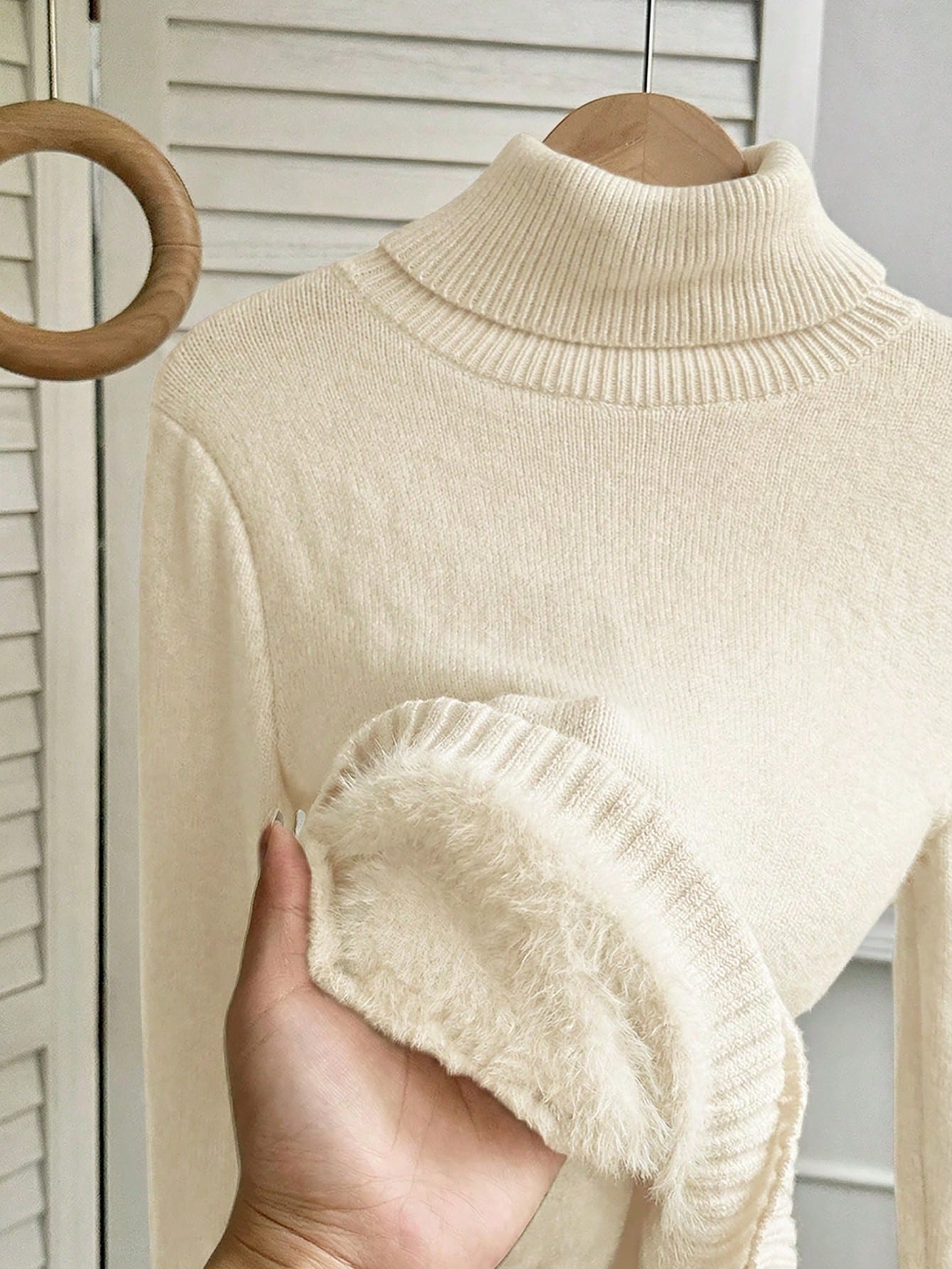 Franclia Pull en tricot à col roulé épais en velours style européen