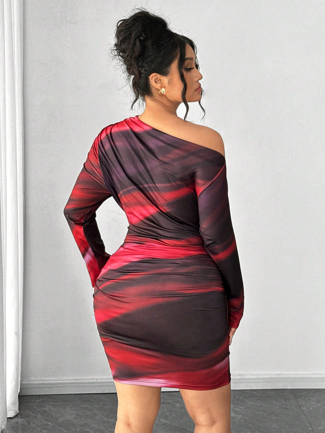 Elenzga Robe moulante mini à une épaule