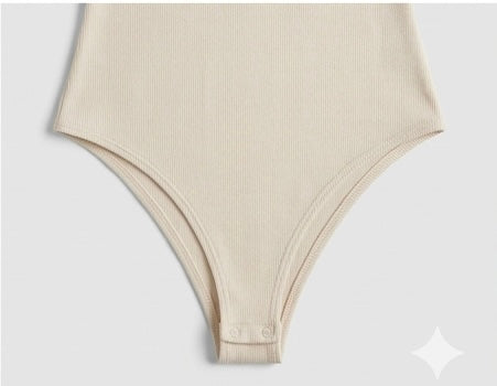 Ensemble de body en tricot uni, manches longues épousant la forme, col en forme de cœur pour femmes