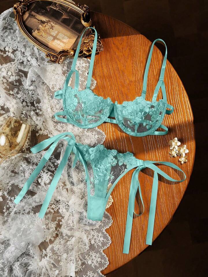 SHEIN 2pcs Sky Blue Embroidered Lace-Up Lingerie Set For Women